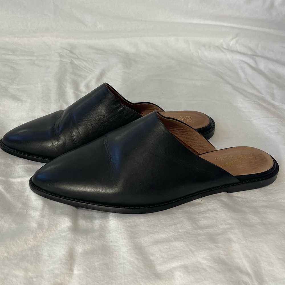 Seychelles point toe flats